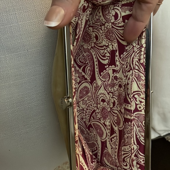 Hobo Wallet - Picture 9 of 12